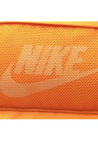 Nike Plecak DD0562 836 Pomarańczowy. Kolor: pomarańczowy. Materiał: materiał #3