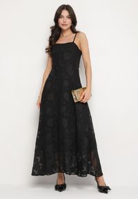 Born2be - Czarna Rozkloszowana Sukienka Vices z Gorsetowym Wiązaniem Fenosella. Okazja: na imprezę. Typ kołnierza: dekolt gorset. Kolor: czarny. Długość rękawa: na ramiączkach. Sezon: lato. Typ sukienki: gorsetowe. Styl: elegancki #1