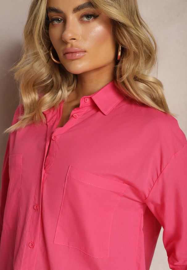 Renee - Fuksjowa Klasyczna Koszula z Bawełny z Kieszonkami Jaela. Okazja: na co dzień. Kolor: różowy. Materiał: bawełna. Styl: klasyczny
