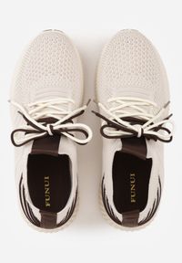 Born2be - Beżowe Sneakersy z Podwójnym Sznurowaniem Fontarin. Nosek buta: okrągły. Kolor: beżowy. Materiał: materiał. Obcas: na obcasie. Wysokość obcasa: niski #7