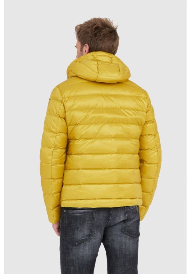Blauer USA - BLAUER Żółta puchowa kurtka Sergio z kapturem. Typ kołnierza: kaptur. Kolor: żółty. Materiał: puch
