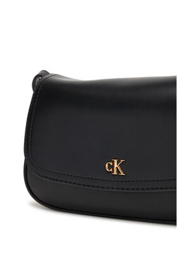 Calvin Klein Torebka Ck Flap Camera Bag LV04F3421G Czarny. Kolor: czarny. Materiał: skórzane