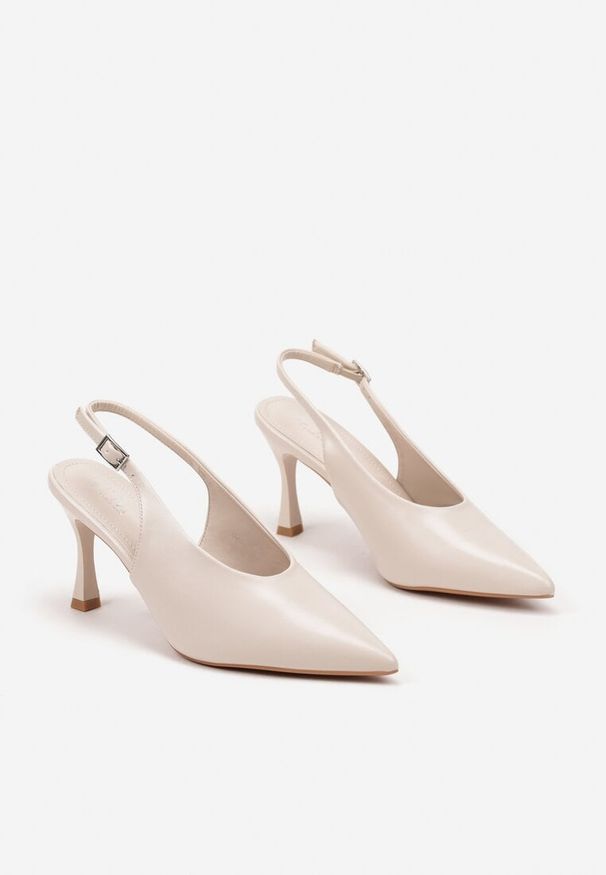 Renee - Beżowe Sandały na Szpilce w Stylu Slingback Delaneta. Okazja: na co dzień. Zapięcie: sprzączka. Kolor: beżowy. Materiał: jeans. Obcas: na szpilce. Styl: street, elegancki, casual
