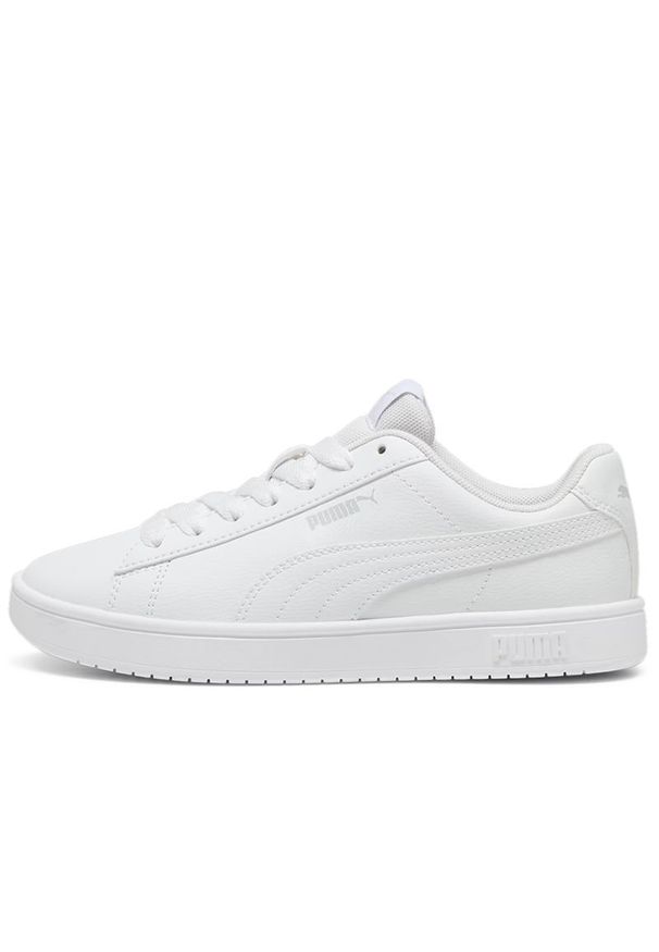 Buty młodzieżowe Puma Rickie 39425208 - białe. Okazja: na co dzień. Kolor: biały. Materiał: guma, skóra, syntetyk. Szerokość cholewki: normalna