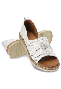 Sandały damskie Artiker, perforowane ze skóry naturalnej, białe, 44C0689. Okazja: na co dzień. Kolor: biały. Materiał: skóra. Sezon: lato. Styl: casual, elegancki #3