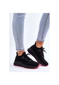 Damskie Wsuwane Sneakersy Cross Jeans LL2R4032C Czarne. Okazja: na co dzień. Zapięcie: bez zapięcia. Kolor: czarny. Materiał: tkanina, materiał. Szerokość cholewki: normalna #8