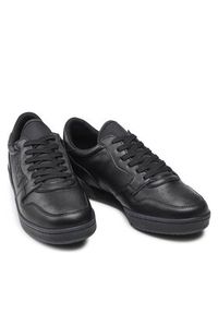 EA7 Emporio Armani Sneakersy X8X086 XK221 R926 Czarny. Kolor: czarny. Materiał: skóra