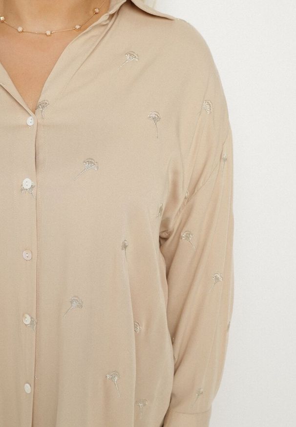 Born2be - Beżowa Koszula z Wiskozą w Drobne Hafty Navellea. Okazja: na co dzień. Kolekcja: plus size. Kolor: beżowy. Materiał: wiskoza. Długość rękawa: długi rękaw. Długość: długie. Wzór: haft. Styl: klasyczny, elegancki, casual