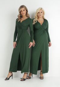 Born2be - Ciemnozielona Sukienka Mellona. Typ kołnierza: dekolt w kształcie V. Kolor: zielony. Materiał: dzianina, materiał. Długość rękawa: długi rękaw. Wzór: gładki. Typ sukienki: kopertowe. Styl: glamour, elegancki. Długość: maxi #7