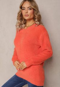 Renee - Pomarańczowy Sweter z Puchatej Dzianiny z Dekoltem V Phimys. Kolor: pomarańczowy. Materiał: dzianina. Sezon: jesień, zima #4