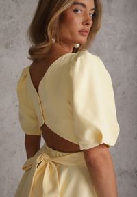 Renee - Żółta Elegancka Sukienka z Bufiastymi Rękawami Odkrytymi Plecami i Wiązaniem Haritte. Kolor: żółty. Typ sukienki: rozkloszowane. Styl: elegancki #3