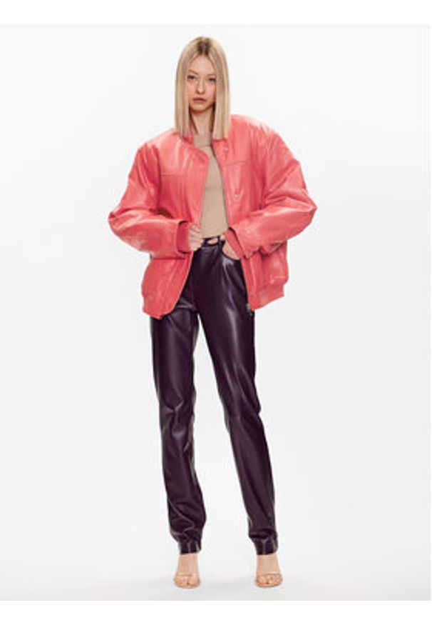 Remain Kurtka bomber 5005402176 Różowy Oversize. Kolor: różowy. Materiał: syntetyk