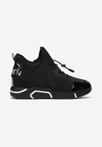Born2be - Czarne lakierowane Sneakersy Giana. Nosek buta: okrągły. Zapięcie: pasek. Kolor: czarny. Materiał: lakier. Szerokość cholewki: normalna. Wzór: napisy, aplikacja. Obcas: na płaskiej podeszwie #4