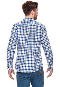 Wrangler - KOSZULA WRANGLER L/S 1PKT SHIRT KOSZULA WRANGLER BLUE W5760ML05. Kolor: niebieski. Materiał: bawełna. Wzór: kratka #4