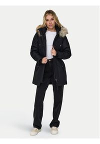 only - ONLY Parka Iris 15304625 Czarny Regular Fit. Kolor: czarny. Materiał: syntetyk #4