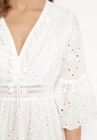 Born2be - Biała Bawełniana Sukienka w Stylu Boho z Ażurowym Wzorem Elsenia. Kolor: biały. Materiał: bawełna. Wzór: ażurowy. Sezon: lato. Styl: boho #4