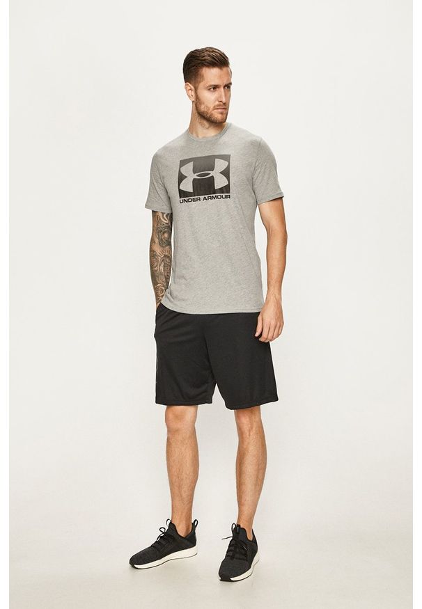 Under Armour - T-shirt. Okazja: na co dzień. Kolor: szary. Materiał: materiał. Wzór: nadruk. Styl: casual