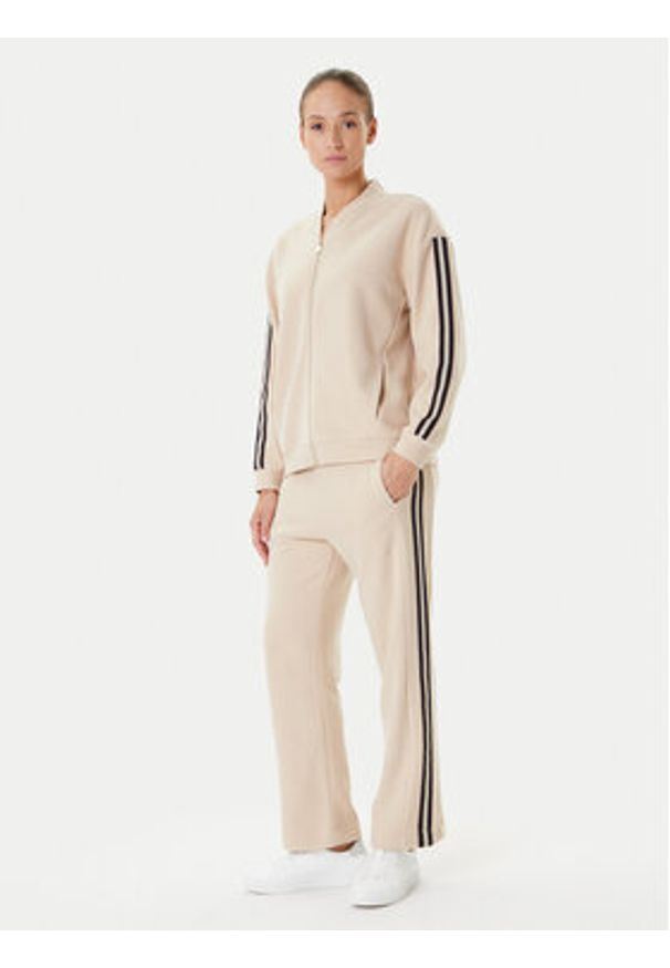 EA7 Emporio Armani Spodnie dresowe 7W000568 AF15528 U1046 Beżowy Relaxed Fit. Kolor: beżowy. Materiał: bawełna