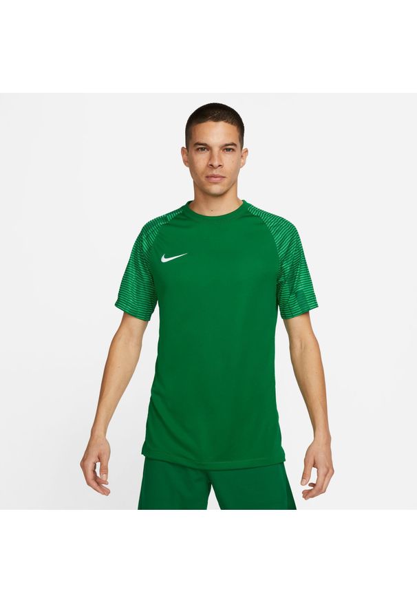 Koszulka piłkarska męska Nike Drifit Academy. Kolor: zielony. Długość rękawa: krótki rękaw. Długość: krótkie. Sport: piłka nożna