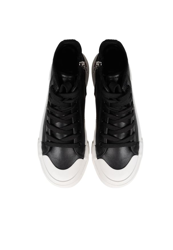 Love Moschino Trampki | JA15022G1MIA0 | Kobieta | Czarny. Okazja: na co dzień. Zapięcie: zamek. Kolor: czarny. Materiał: skóra, jeans. Sezon: lato. Styl: casual, sportowy