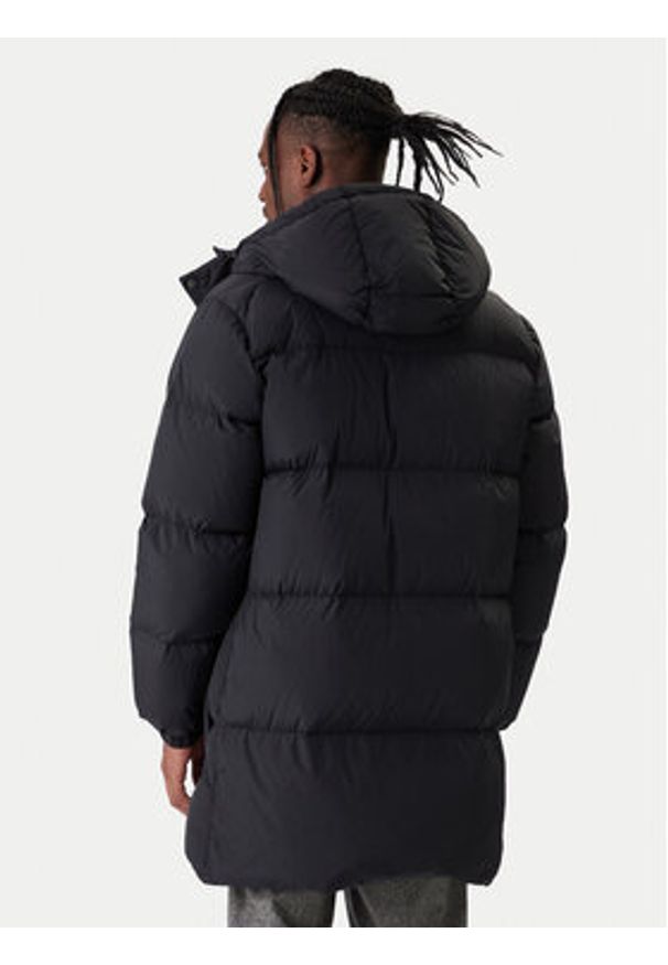 GANT - Gant Kurtka puchowa 7006568 Czarny Regular Fit. Kolor: czarny. Materiał: syntetyk