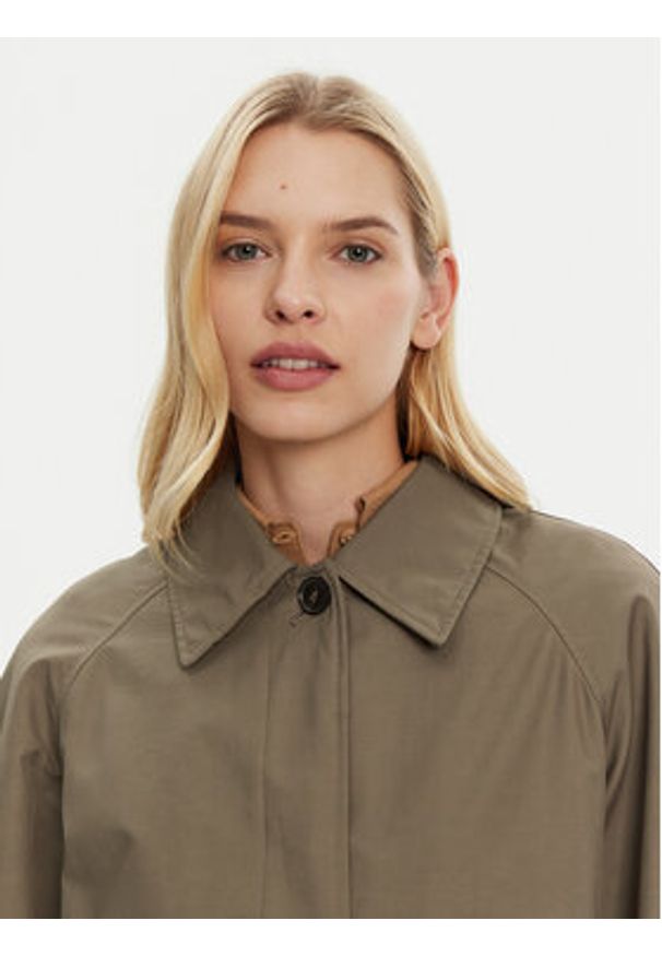 TOMMY HILFIGER - Tommy Hilfiger Płaszcz przejściowy WW0WW44412 Brązowy Relaxed Fit. Kolor: brązowy. Materiał: bawełna