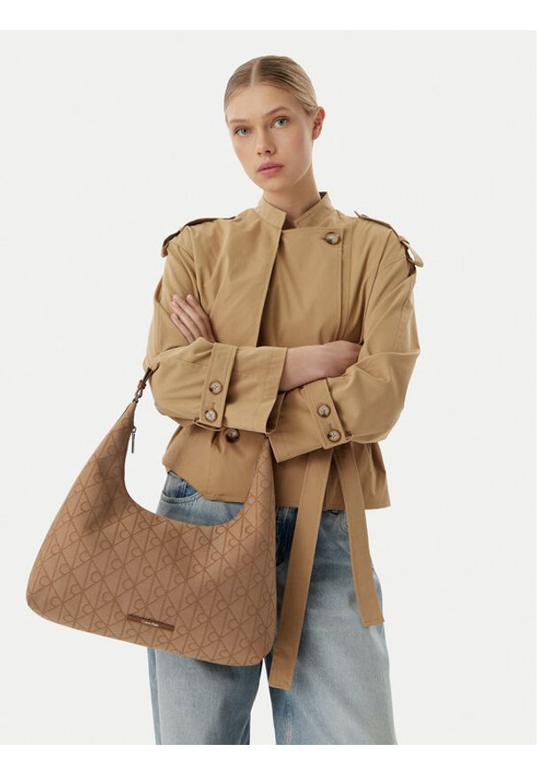 Calvin Klein Torebka Emblem Jacquard LV04F3635G Brązowy. Kolor: brązowy