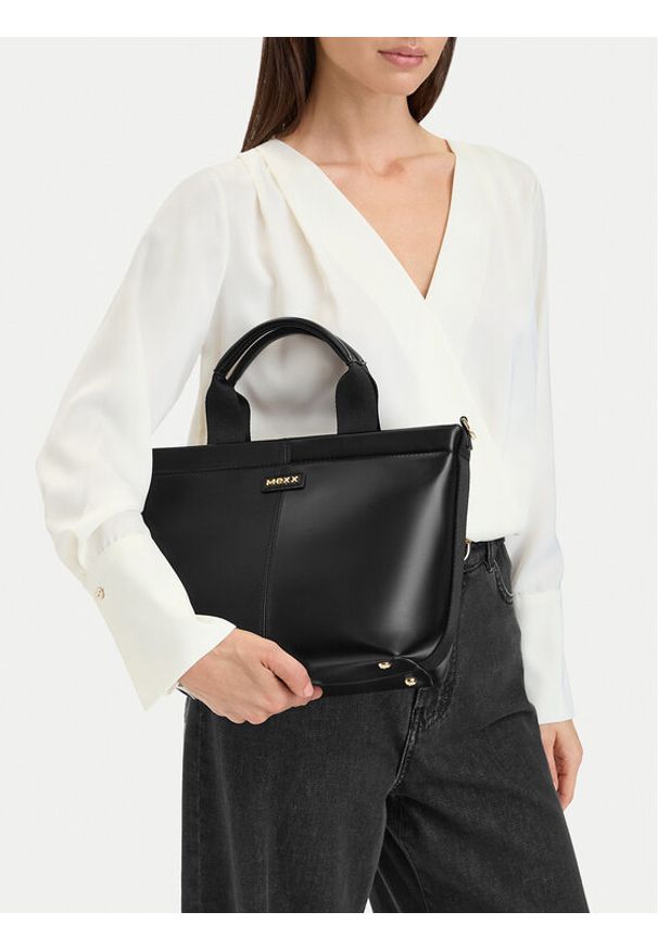 MEXX Torebka CEO-MEXX-S-013-10 Czarny. Kolor: czarny. Materiał: skórzane