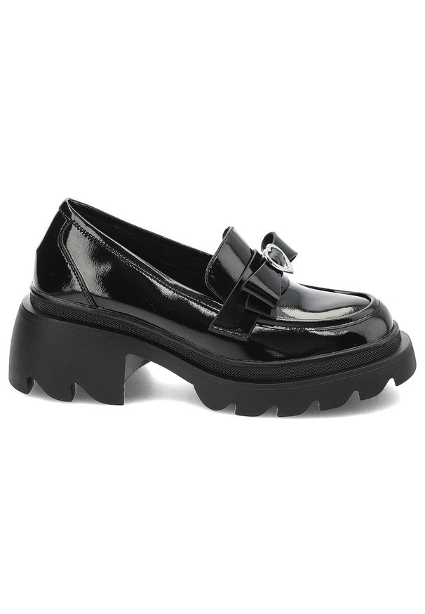 Czarne Mokasyny S.Barski Stylowe Wsuwane Obuwie Damskie Z Kokardką. Okazja: na co dzień. Zapięcie: bez zapięcia. Kolor: czarny. Materiał: skóra, lakier, jeans. Styl: elegancki
