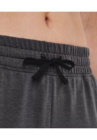 Spodnie dresowe dla kobiet Under Armour Rival Terry Jogger. Kolor: szary. Materiał: dresówka