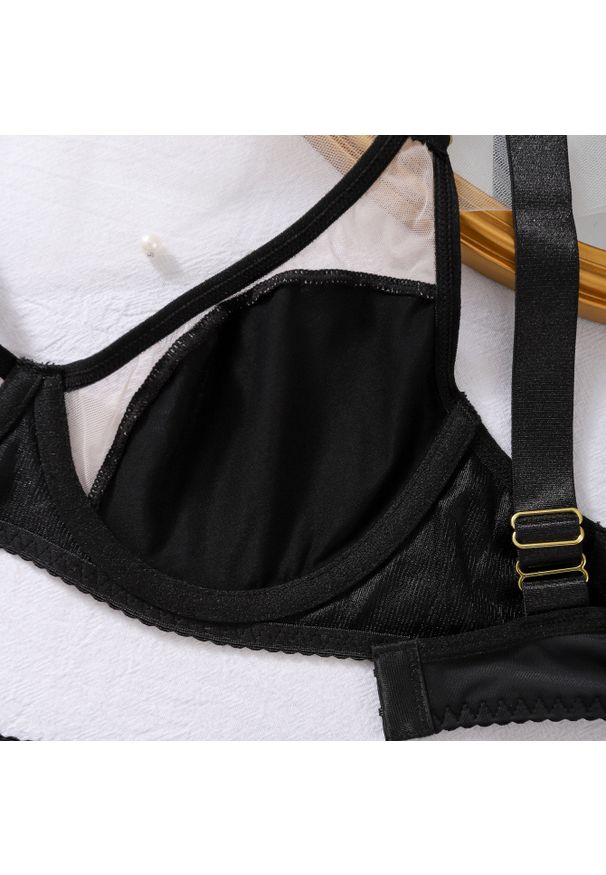 Intica - Komplet bielizny z rękawiczkami elegancki z regulowanymi ramiączkami Czeslawa. Kolor: czarny. Materiał: materiał