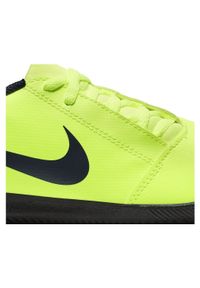 Buty dla dzieci do piłki nożnej Nike Phantom Venom Club IN AO0399. Materiał: materiał, skóra, guma, syntetyk. Szerokość cholewki: normalna #4