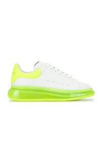 Alexander McQueen - ALEXANDER MCQUEEN - Białe sneakersy z piętą fluo. Kolor: żółty. Wzór: gładki #3