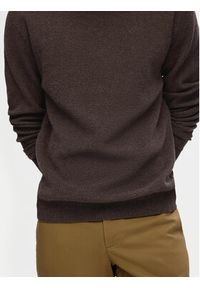 Selected Homme Sweter 16094385 Brązowy Regular Fit. Kolor: brązowy. Materiał: bawełna