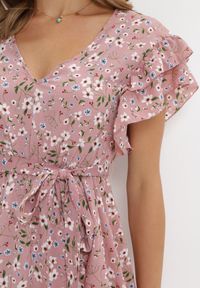 Born2be - Różowa Sukienka Dioete. Kolor: różowy. Materiał: materiał. Wzór: kwiaty #3