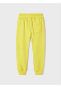 Mayoral Spodnie dresowe 742 Żółty Regular Fit. Kolor: żółty. Materiał: syntetyk