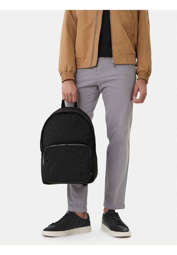 BOSS Torebka 50558162 Czarny. Kolor: czarny. Materiał: skóra