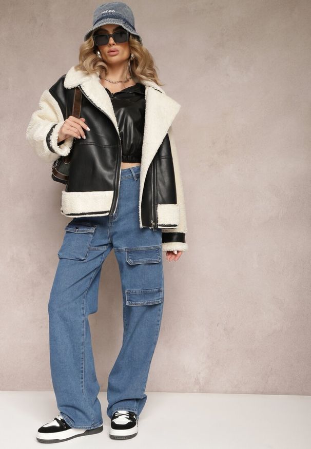 Renee - Niebieskie Bawełniane Spodnie Bojówki z Prostymi Nogawkami i Kieszeniami z Klapami Aranduil. Kolor: niebieski. Materiał: bawełna. Styl: elegancki