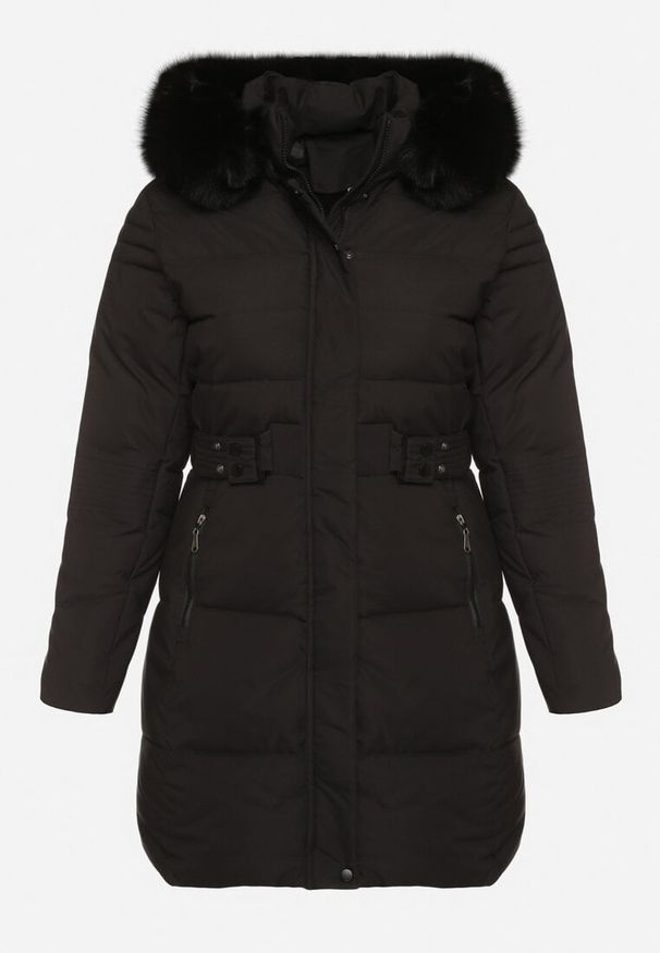 Born2be - Czarna Pikowana Kurtka z Kapturem z Futrem i Paskiem w Talii Acendria. Okazja: na co dzień. Typ kołnierza: kaptur. Kolekcja: plus size. Kolor: czarny. Materiał: futro. Styl: casual, klasyczny