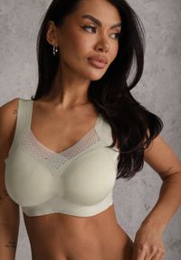 Renee - Zielony Sportowy Biustonosz z Usztywnieniem Ozdobiony Siateczkową Wstawką Edalissa. Kolor: zielony. Rodzaj stanika: wyciągane miseczki. Wzór: aplikacja #4