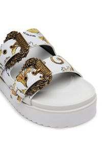 Versace Jeans Couture Klapki 78VA3SM1 ZS366 G03 Biały. Kolor: biały. Materiał: skóra #6