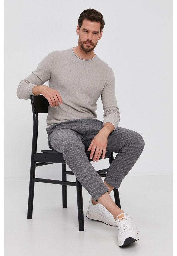 Sisley Sweter męski kolor szary. Okazja: na co dzień. Kolor: szary. Materiał: materiał. Styl: casual