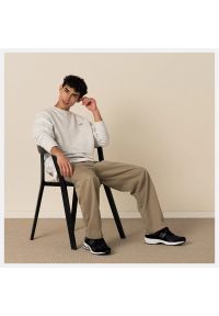 Sneakersy unisex New Balance M2002RBK Czarny. Kolor: czarny. Materiał: guma, syntetyk, skóra, materiał. Szerokość cholewki: normalna. Sport: turystyka piesza #7