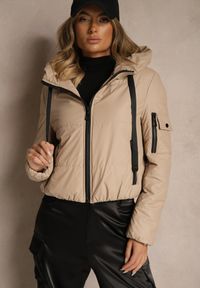 Renee - Złoto-Beżowa Klasyczna Kurtka z Pikowanymi Przeszyciami i Kapturem Tuliena. Okazja: na spacer. Kolor: złoty. Materiał: jeans. Styl: klasyczny #3