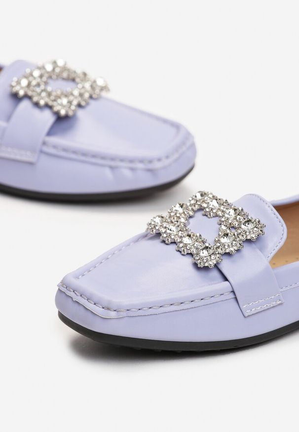 Born2be - Fioletowe Mokasyny z Kryształkami i Kwadratowym Noskiem Hininea. Kolor: fioletowy. Styl: elegancki