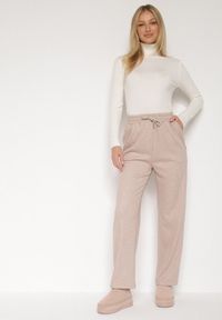Born2be - Beżowe Spodnie z Wysokim Stanem Ozdobione Sznurkami Akleria. Okazja: na spacer. Stan: podwyższony. Kolor: beżowy. Materiał: jeans. Wzór: aplikacja #3
