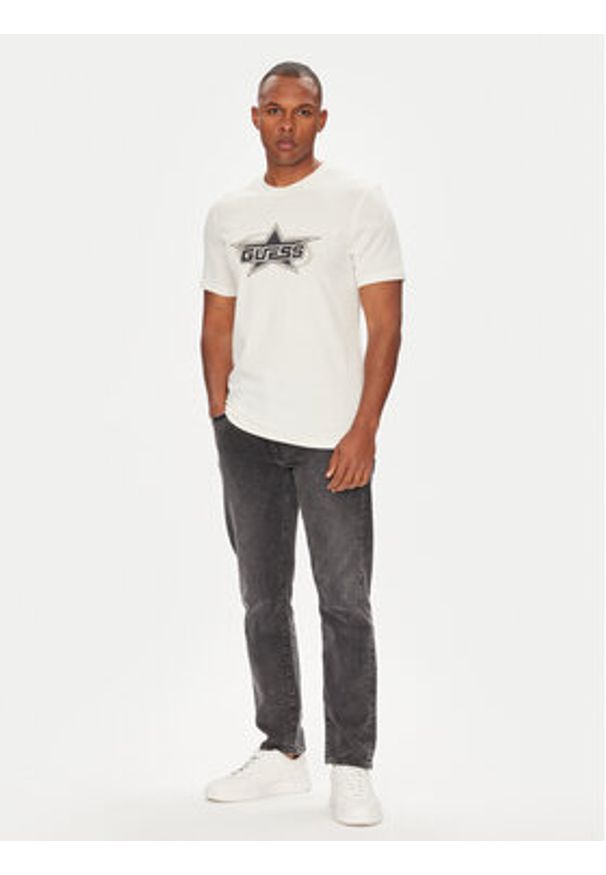 Guess T-Shirt Z5YI02 I3Z14 Biały Regular Fit. Kolor: biały. Materiał: bawełna