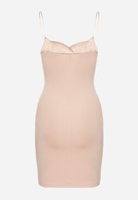 Born2be - Różowa Dopasowana Sukienka z Rozcięciem na Nogę Lunitena. Kolor: różowy. Materiał: materiał. Typ sukienki: dopasowane. Styl: klasyczny, elegancki #5