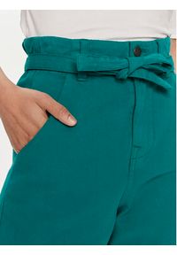 United Colors of Benetton - United Colors Of Benetton Szorty materiałowe 4DUKD9019 Zielony Regular Fit. Kolor: zielony. Materiał: bawełna #2