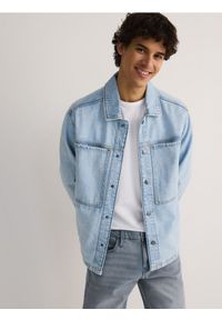 Reserved - Jeansowa koszula regular fit - niebieski. Kolor: niebieski. Materiał: jeans